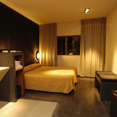 Hotel Ciutat Igualada Bagian luar foto