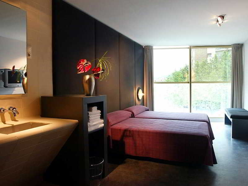 Hotel Ciutat Igualada Bagian luar foto